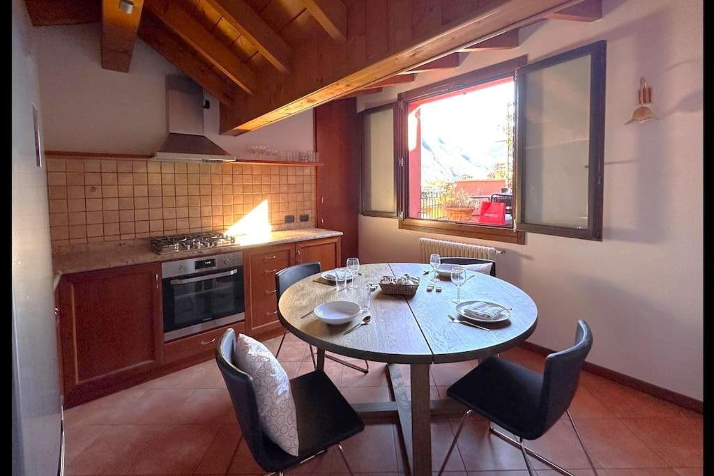 Casa Nel Borgo Di Argegnoアパートメント エクステリア 写真