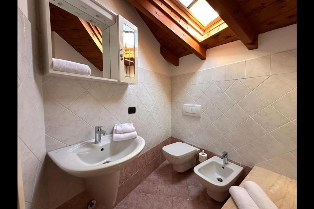 Casa Nel Borgo Di Argegnoアパートメント エクステリア 写真